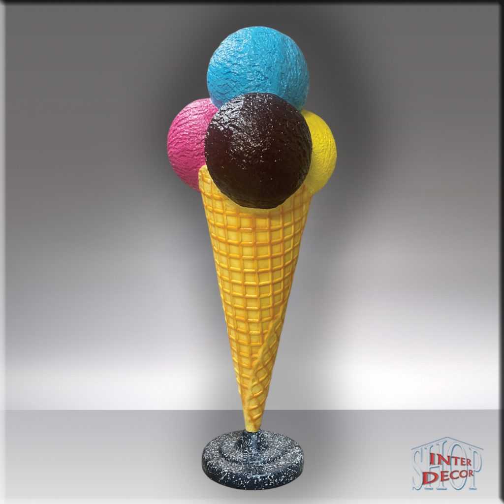 Eistüte-Werbefigur-Handgefertigte-XL-Deko-Eishörnchen-Gastronomie