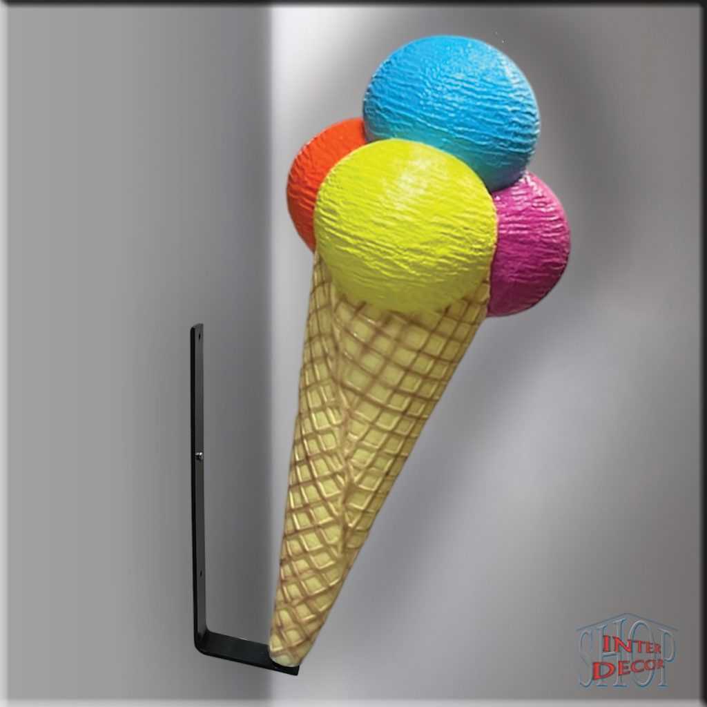 Eiswaffel-Werbefigur-zum-Aufhängen